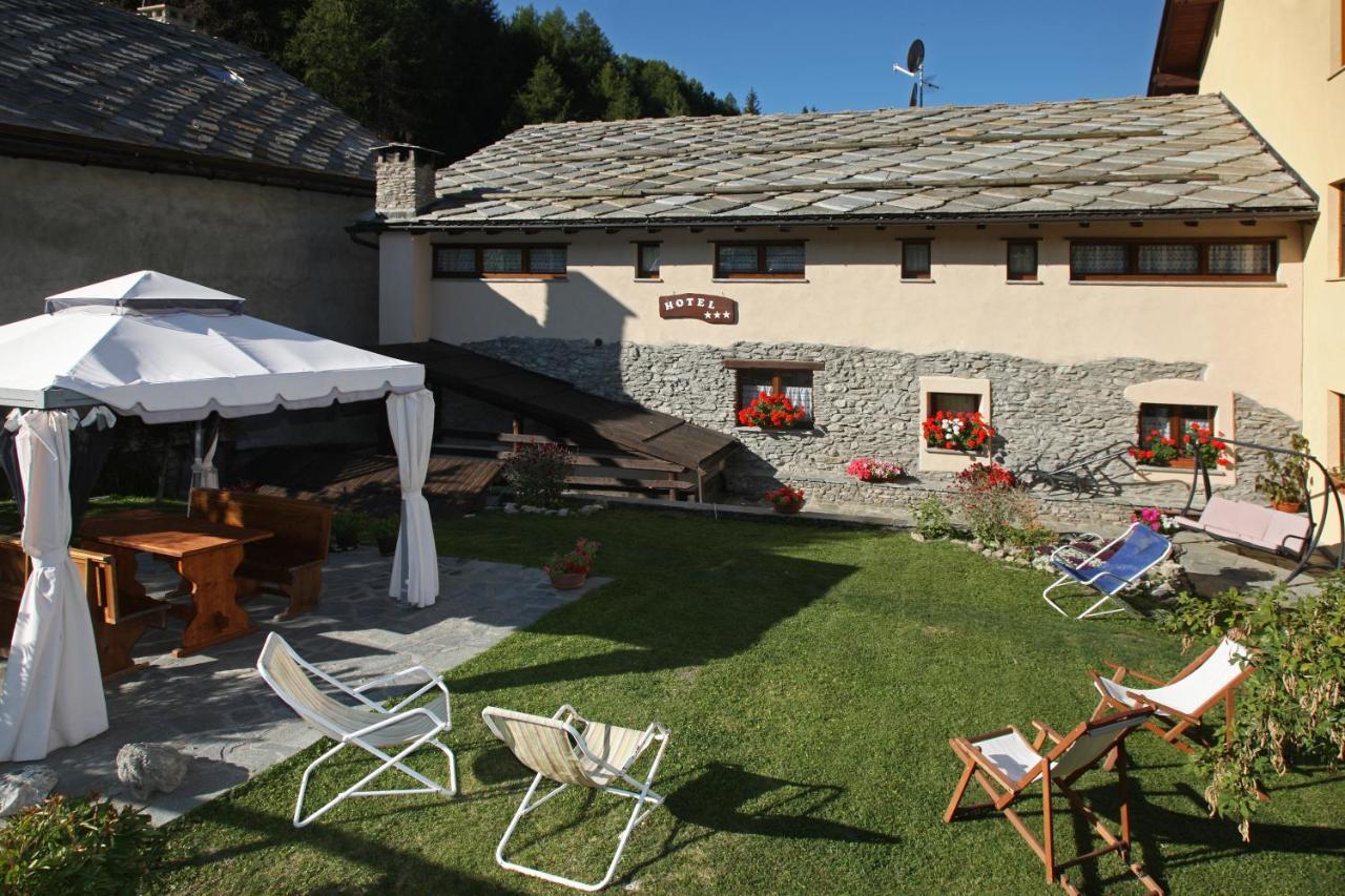 Etoile Des Neiges Hotel Sauze D'Oulx Exterior photo